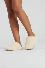 Load image into Gallery viewer, Lulabay ladies real sheepskin slippers Cream
