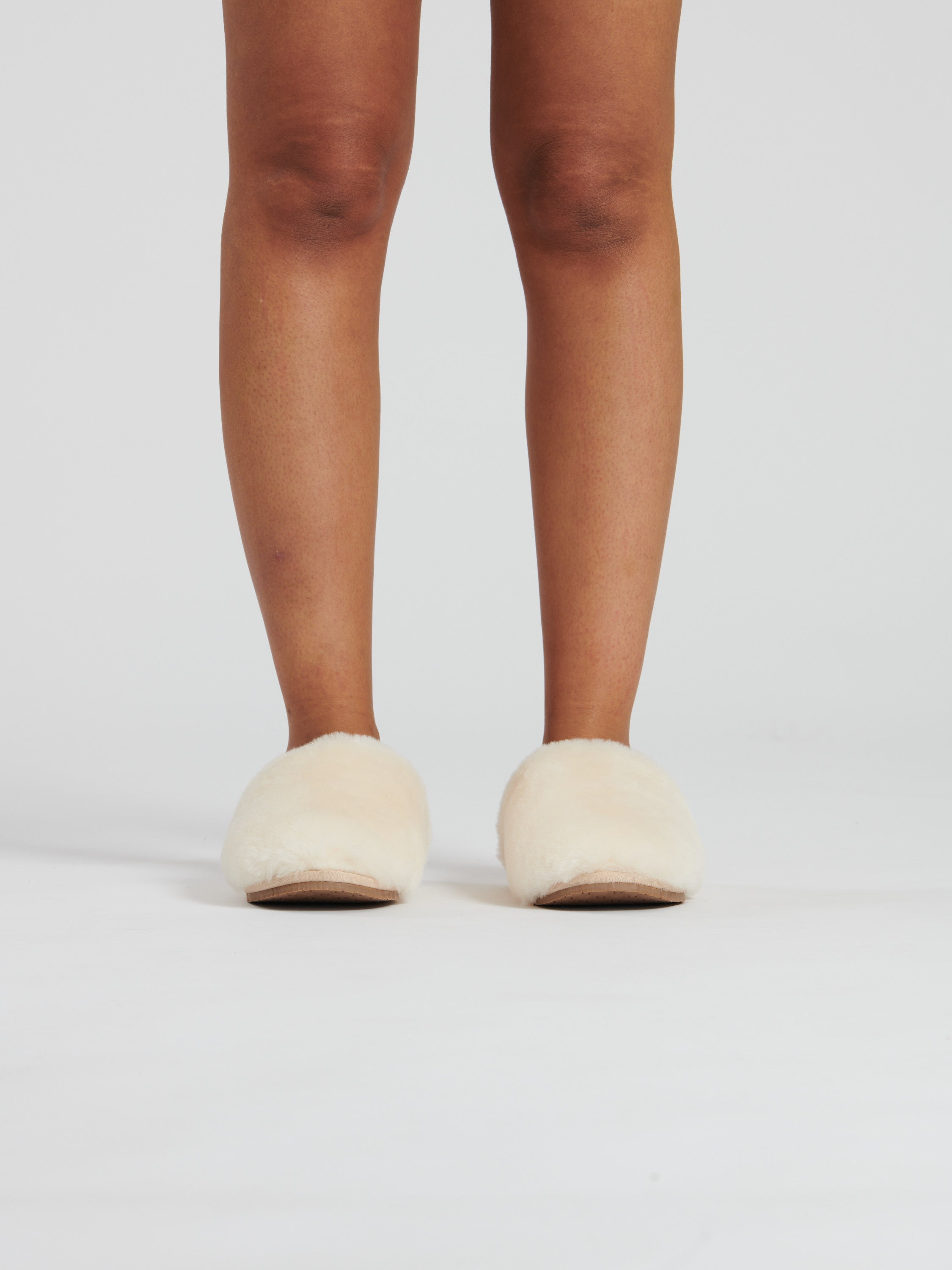 Lulabay ladies real sheepskin slippers Cream