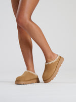 Load image into Gallery viewer, Lulabay ladies real sheepskin slippers Natural
